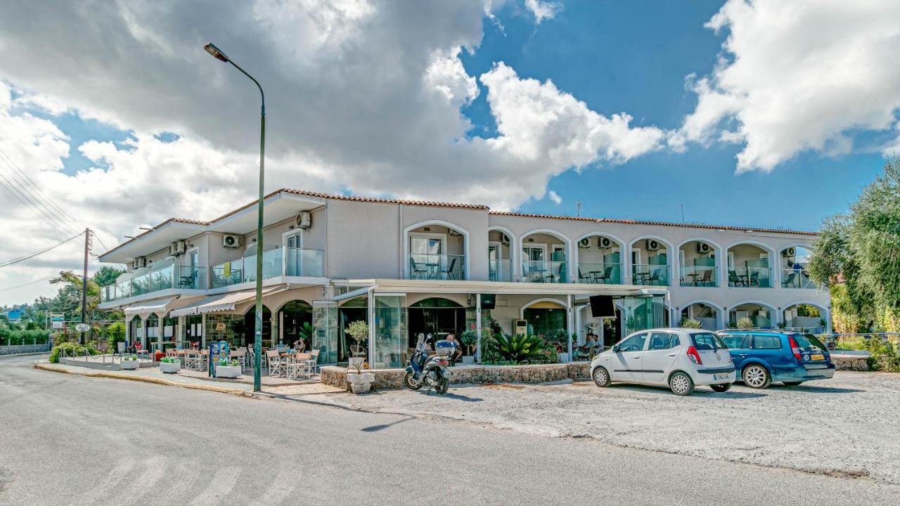 Porto Marina Aparthotel 古维亚 外观 照片