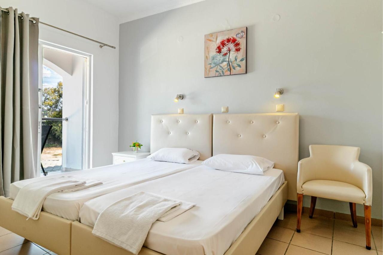 Porto Marina Aparthotel 古维亚 外观 照片