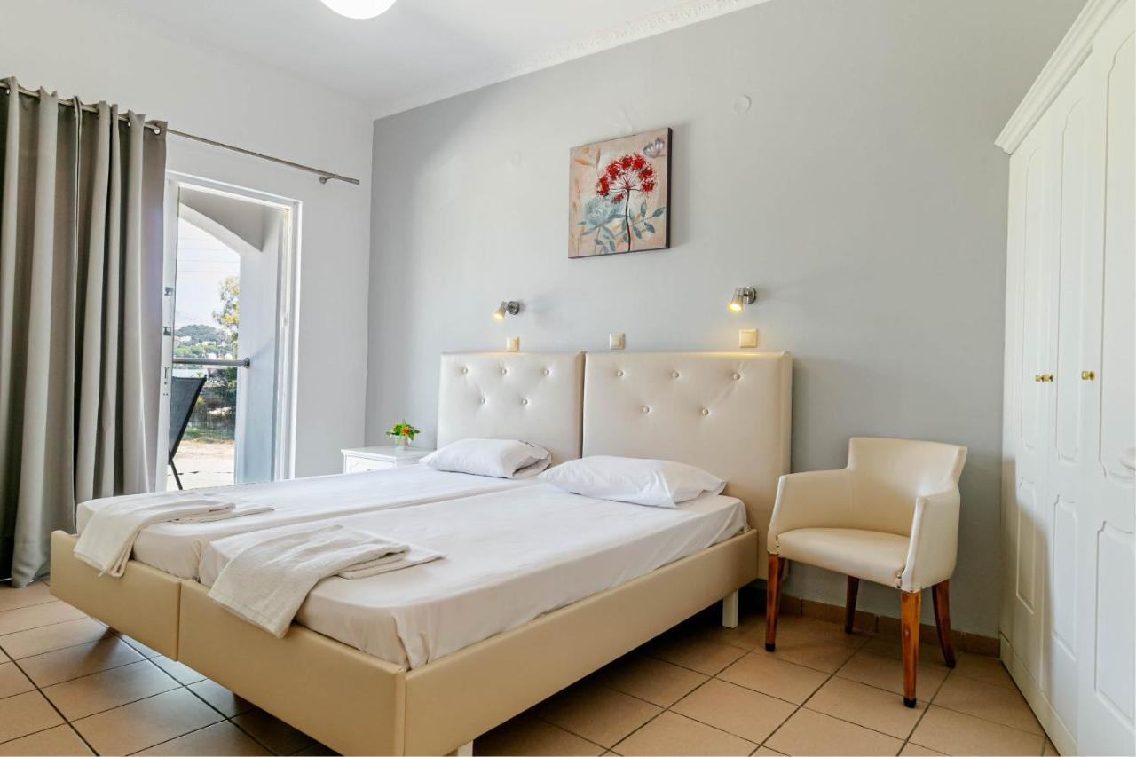 Porto Marina Aparthotel 古维亚 外观 照片